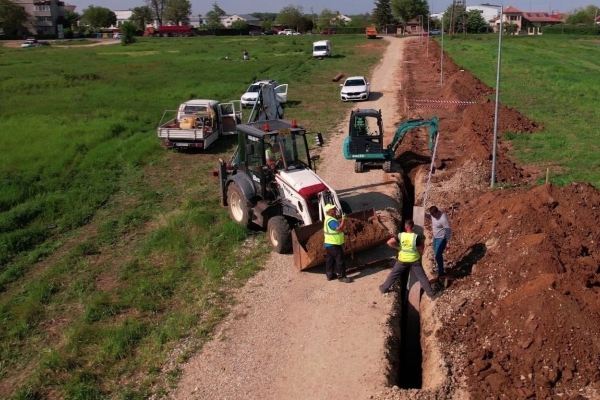 Retele si Instalatii de apa-canalizare